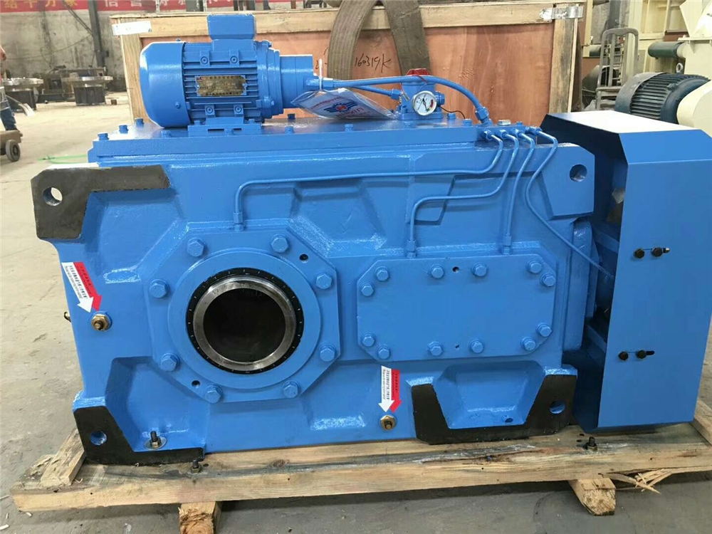 Professional Helical Reducers 2 Speed Drive Right Angle Box 1 Hp 4 Way Bevel Lower Stand Gearbox for Wholesales