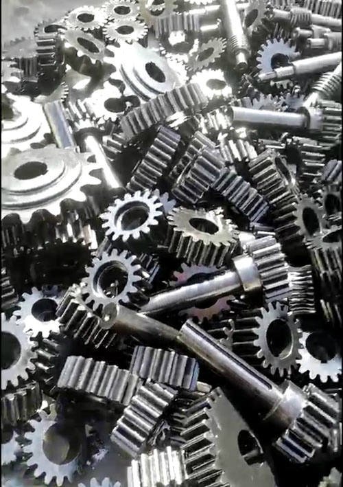 Custom Design Long Forged Steel 42CrMo Wind Turbine Main Shaft