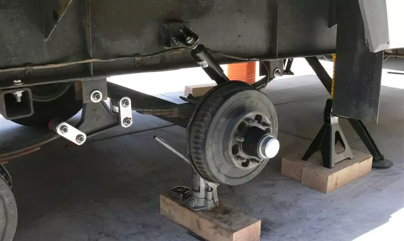 High Quality 3500lbs Idler Trailer Axle Shaft Spring Axles With 5 Stud Hub Drum