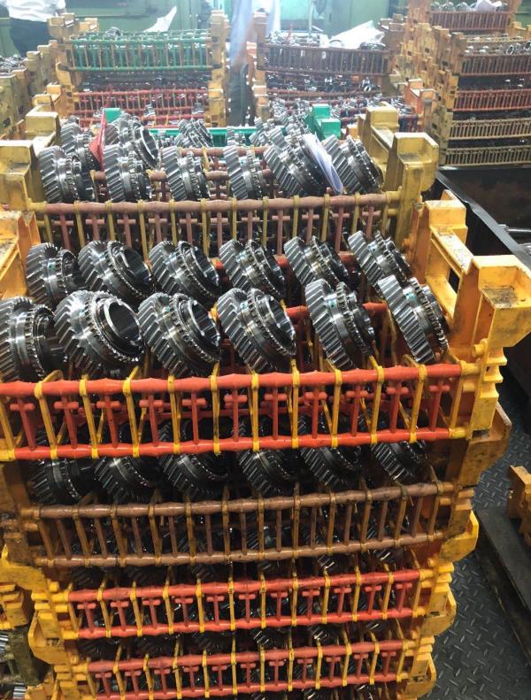 High Precision Custom Differential Wheel Spline Tooth Aluminum Stainless Steel Brass Plastic Nylon Cylindrical Helical Spur Gear