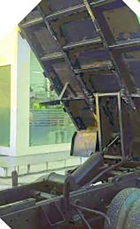 Good Lifting Stability Hydraulic Cylinder Reverse Arm Dump Truck Cylinder for Sale