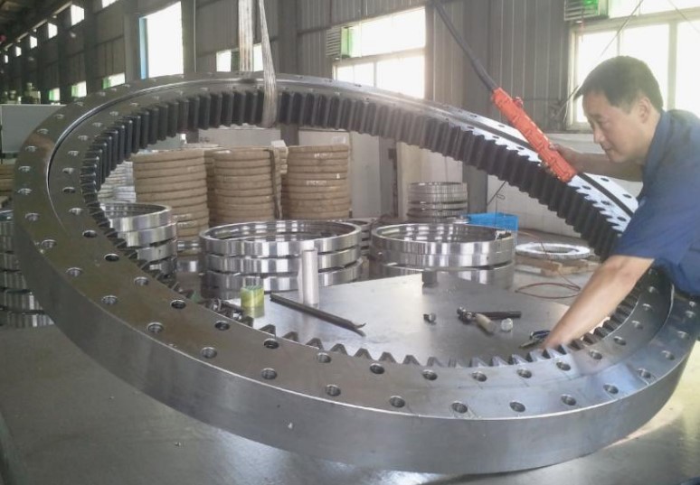 Swing Bearing for Hitachi ZX120 EX120-1 EX120-5 EX150 EX160WD-1 EX200-1 EX200-2,3,5