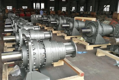 Professional Gft60w3b86-06 Pvc Concentric Brevini Compact Planetary Reducer with Low Price