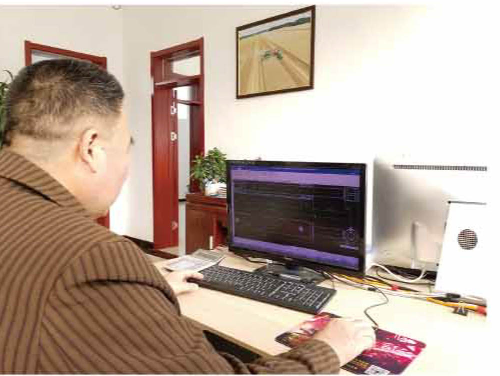 Wholesale Customized Assembled Adjustable Swivel Run Tee-EL-R-ED Hydraulic Fitting for Hydraulic Cylinder Parts