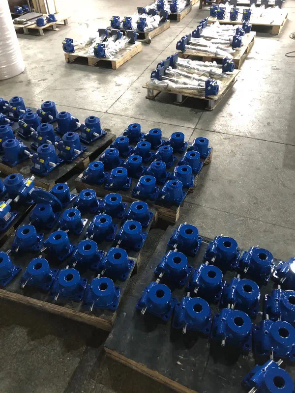 Professional Swl Series Low Noise High-reliability Worm Screw Jack with Low Price