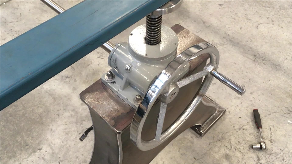 Szl Series Mechanical Screw Jack Worm Gear Jacks Machine & Ball Screw Jack Actuators for Lifting Tools Flooring Jack Application