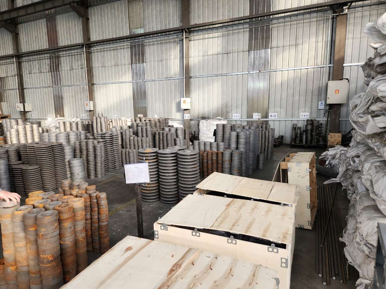 Customized Transmission All Size Type European/American Standard Sheave Wheel v Belt Timing Idler Casting Forging Gear Pulley