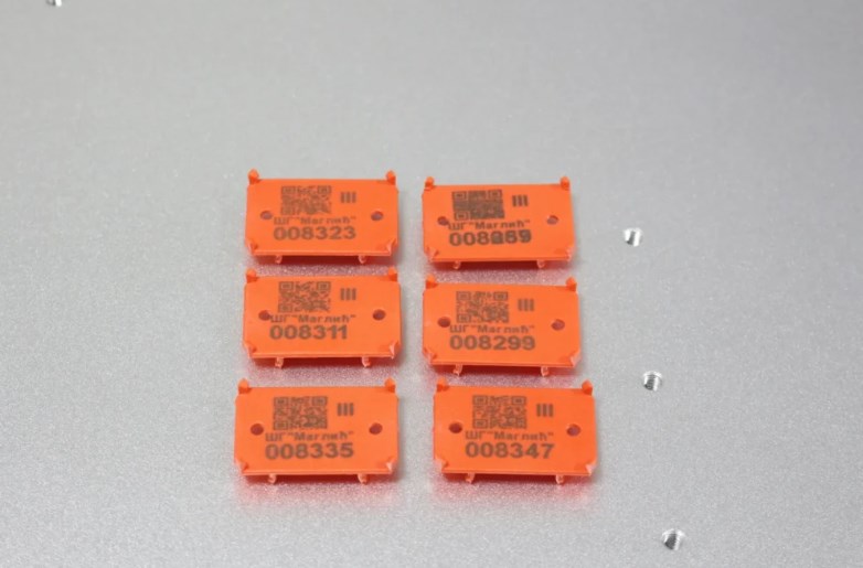 Six-station Fiber Laser Marker for Metals and Some Non-Metals