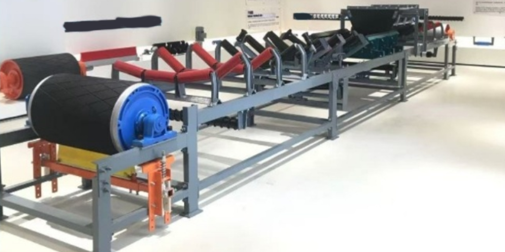 Steel Frames and sealed Bearings Various Type Upper Friction Flat Self-aligning Idler for Belt Conveyor